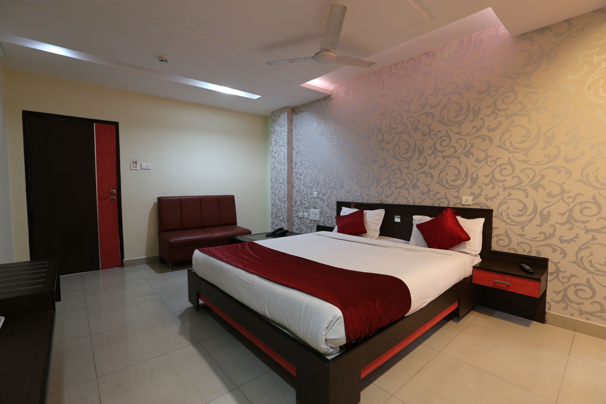 Hotel Vjr Residency By Hotelscart Haiderabad Buitenkant foto